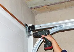 Metro Garage Door Service Schiller Park, IL 847-462-7118 - installation-side